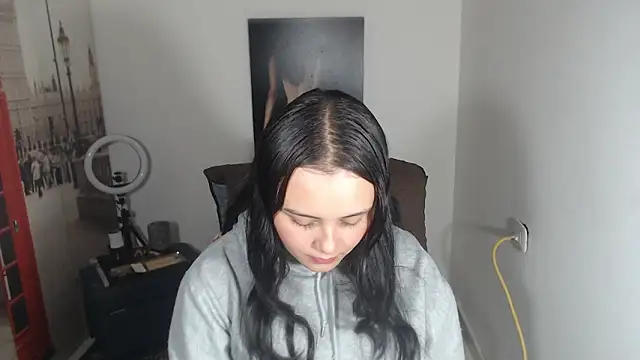 Snapshot of crazy_daniela chatting on October 1, 9:10 pm crazy daniela online show from October 1, 9:10 pm