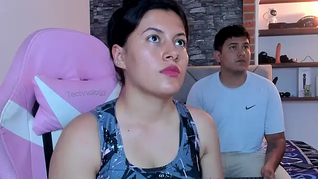 Sexxyy Couple  online show from June 12, 8:30 pm