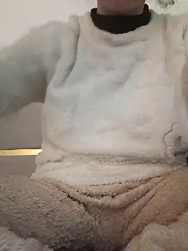 Ahalm online show from November 29, 1:25 pm