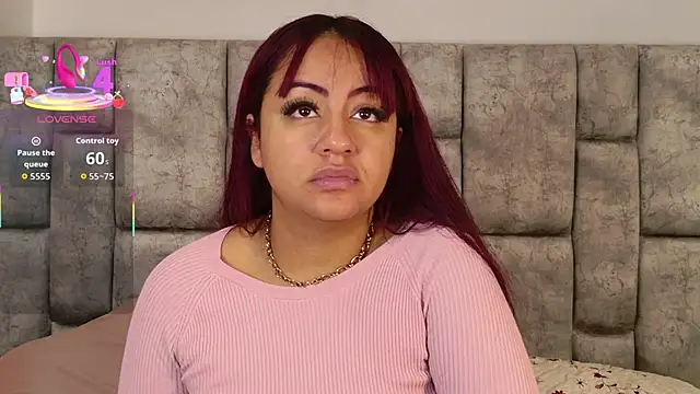 Snapshot of DaniniAnderson chatting on November 19, 4:23 am DaniniAnderson online show from November 19, 4:23 am