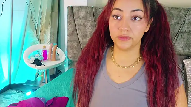 DaniniAnderson online show from May 26, 8:49 pm