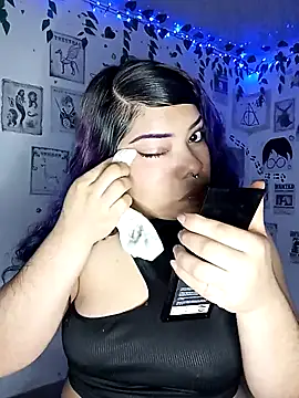 Snapshot of violetaa_castro chatting on October 9, 1:14 am violetaa castro online show from October 9, 1:14 am
