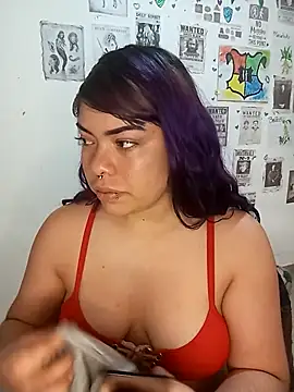 Snapshot of violetaa_castro chatting on October 10, 7:02 pm violetaa castro online show from October 10, 7:02 pm