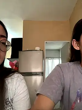 Snapshot of FilledTower chatting on October 6, 9:45 pm FilledTower online show from October 6, 9:45 pm