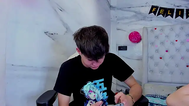 Ari and Storm online show from March 31, 2:28 pm