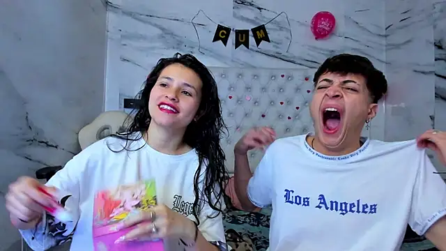 Ari and Storm online show from April 12, 1:38 pm