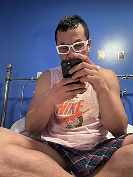 stevo170t online show from April 21, 2:04 am