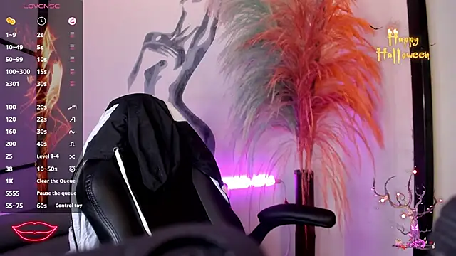 LiamDeep online show from October 29, 9:05 pm