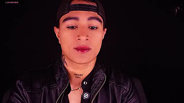 LiamDeep online show from February 7, 9:02 am