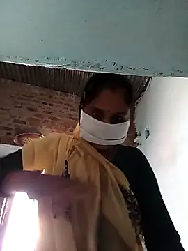 Snapshot of Sheema_tyagi chatting on October 26, 5:57 am Sheema tyagi online show from October 26, 5:57 am