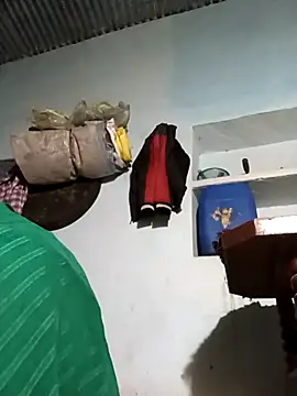 Snapshot of Sheema_tyagi chatting on November 15, 6:48 pm Sheema tyagi online show from November 15, 6:48 pm