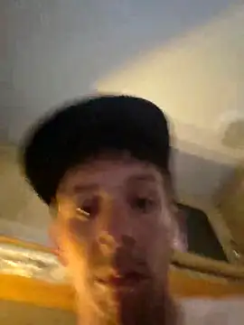 Snapshot of cuteqaldo chatting on June 26, 3:05 pm cuteqaldo online show from June 26, 3:05 pm