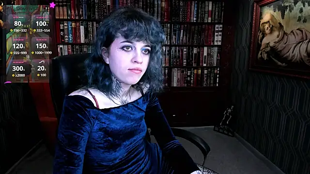 Snapshot of NoelleGothicShadow chatting on May 31, 12:19 am NoelleGothicShadow online show from May 31, 12:19 am