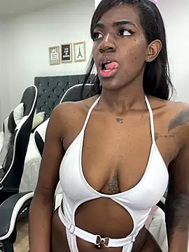 Snapshot of Alma_Stevenson chatting on September 16, 2:29 pm Alma Stevenson online show from September 16, 2:29 pm