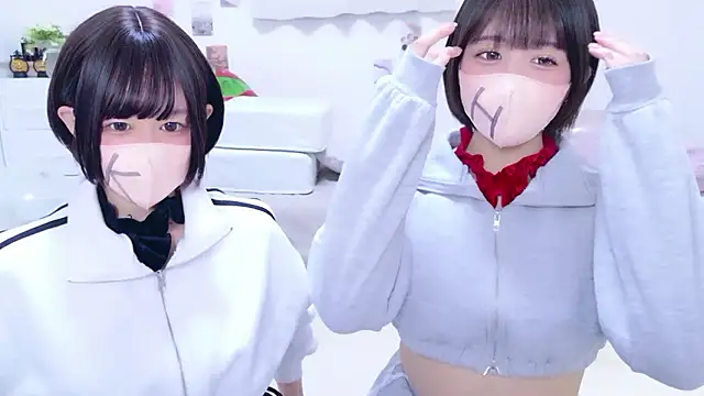 Snapshot of Hinata_Sun chatting on May 7, 9:36 am Hinata Sun online show from May 7, 9:36 am