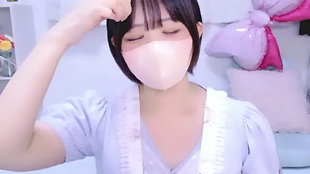 Snapshot of Hinata_Sun chatting on May 9, 11:59 am Hinata Sun online show from May 9, 11:59 am