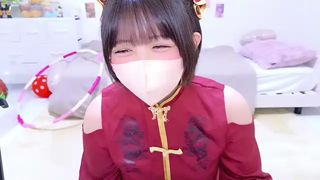 Snapshot of Hinata_Sun chatting on May 13, 12:02 pm Hinata Sun online show from May 13, 12:02 pm