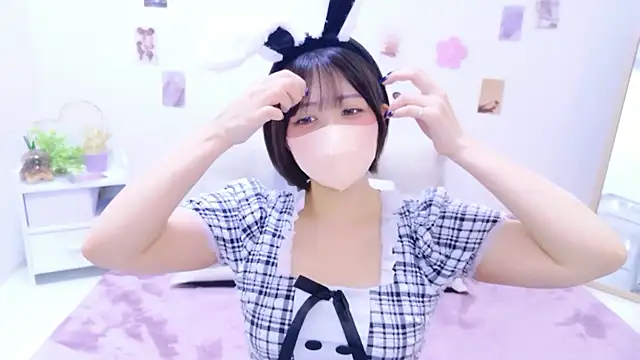 Snapshot of Hinata_Sun chatting on June 3, 4:23 pm Hinata Sun online show from June 3, 4:23 pm