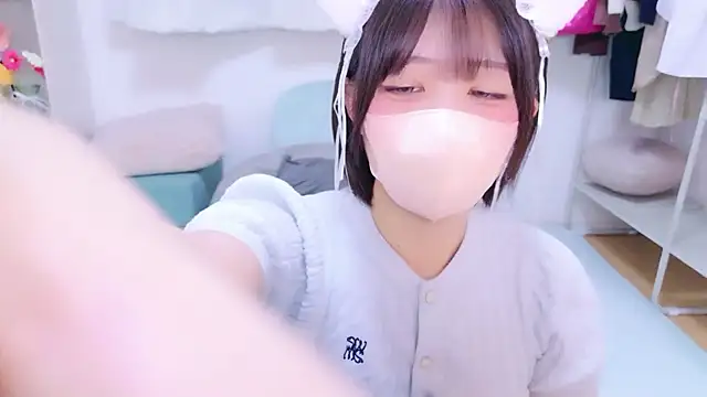 Snapshot of Hinata_Sun chatting on June 6, 11:59 am Hinata Sun online show from June 6, 11:59 am