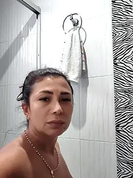 Snapshot of mia_mancinii chatting on May 25, 10:16 pm mia mancinii online show from May 25, 10:16 pm