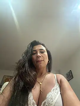 Snapshot of mia_mancinii chatting on June 14, 3:08 am mia mancinii online show from June 14, 3:08 am