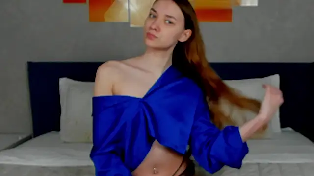 AmadaReine online show from March 9, 4:27 am