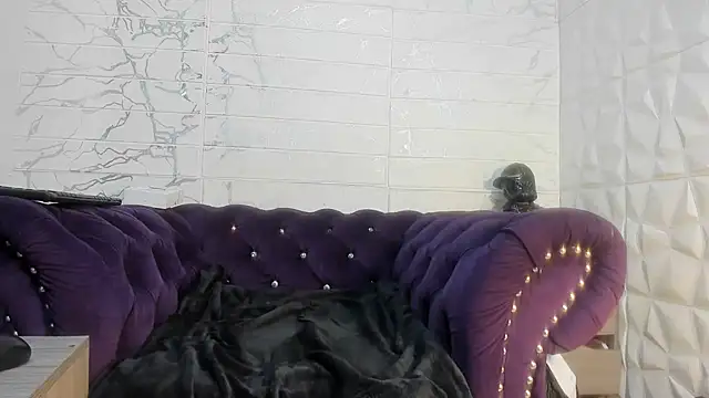 Alisha Evans Rs online show from October 23, 4:28 pm