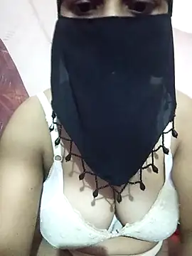 Snapshot of hezabi_queen07 chatting on October 2, 6:37 pm hezabi queen07 online show from October 2, 6:37 pm