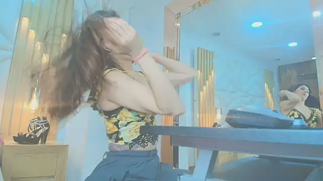 Rose Nichols online show from November 2, 3:09 am