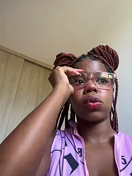 Snapshot of Sweet-Jade chatting on September 28, 9:42 pm Sweet-Jade online show from September 28, 9:42 pm