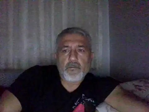 Snapshot of alemci_7434 chatting on April 11, 12:04 am alemci 7434 online show from April 11, 12:04 am