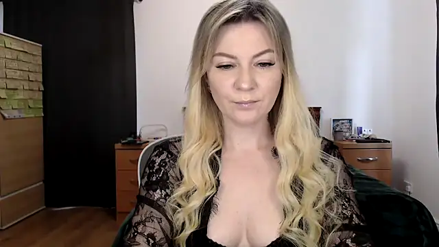 ParadiseAlina online show from September 15, 11:10 am