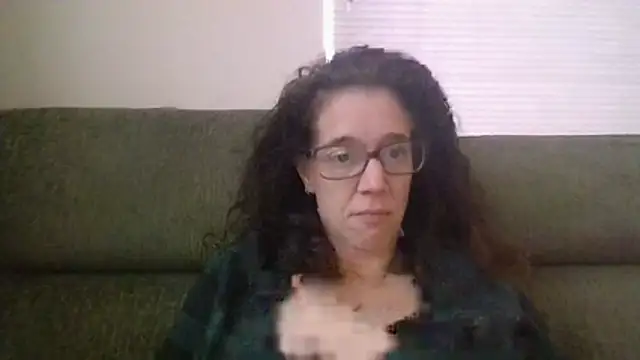 Snapshot of JezebelDutch chatting on December 1, 1:27 pm JezebelDutch online show from December 1, 1:27 pm