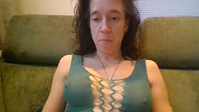 Snapshot of JezebelDutch chatting on December 15, 12:31 pm JezebelDutch online show from December 15, 12:31 pm