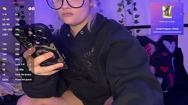 xxNaughtyNicolexx online show from October 5, 12:09 am