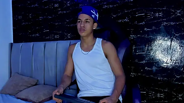 Snapshot of Jhos_Smith chatting on September 28, 4:07 am Jhos Smith online show from September 28, 4:07 am