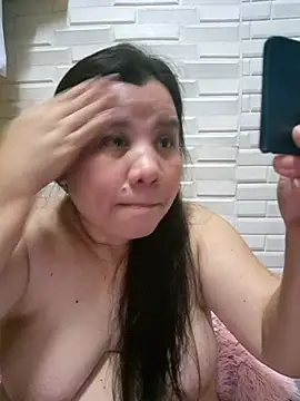 Snapshot of hotlyn45 chatting on November 24, 12:16 pm hotlyn45 online show from November 24, 12:16 pm