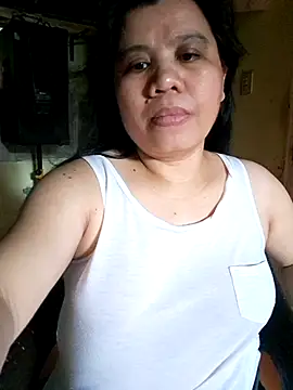 Snapshot of hotlyn45 chatting on July 25, 8:12 am hotlyn45 online show from July 25, 8:12 am