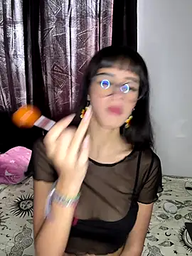 Snapshot of lunaasexxx0 chatting on September 13, 6:29 pm lunaasexxx0 online show from September 13, 6:29 pm