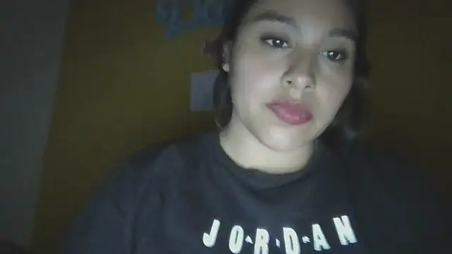 Snapshot of zairabreze chatting on July 21, 7:27 pm zairabreze online show from July 21, 7:27 pm