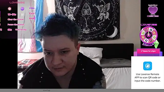 Snapshot of RiverTripp chatting on April 24, 2:25 am RiverTripp online show from April 24, 2:25 am