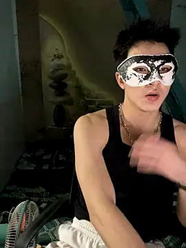 anhkiet huang online show from October 26, 3:51 pm