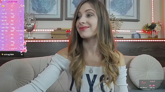 MuseDollX online show from November 26, 8:10 pm