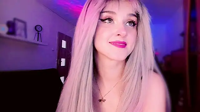 MistressJolie online show from April 18, 12:31 pm