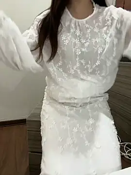 Snapshot of susu_baby chatting on November 24, 1:33 pm susu baby online show from November 24, 1:33 pm