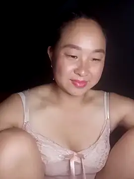 Snapshot of suki-lady chatting on September 12, 1:55 pm suki-lady online show from September 12, 1:55 pm