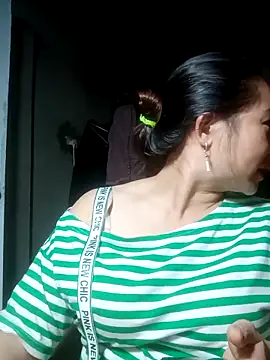 Snapshot of suki-lady chatting on November 7, 2:17 pm suki-lady online show from November 7, 2:17 pm