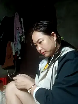 Snapshot of suki-lady chatting on November 23, 3:06 am suki-lady online show from November 23, 3:06 am