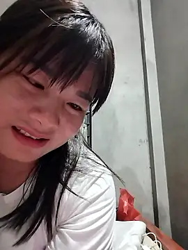 kute-00 online show from January 12, 1:05 pm