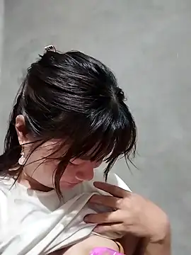 kute-00 online show from February 7, 1:48 pm